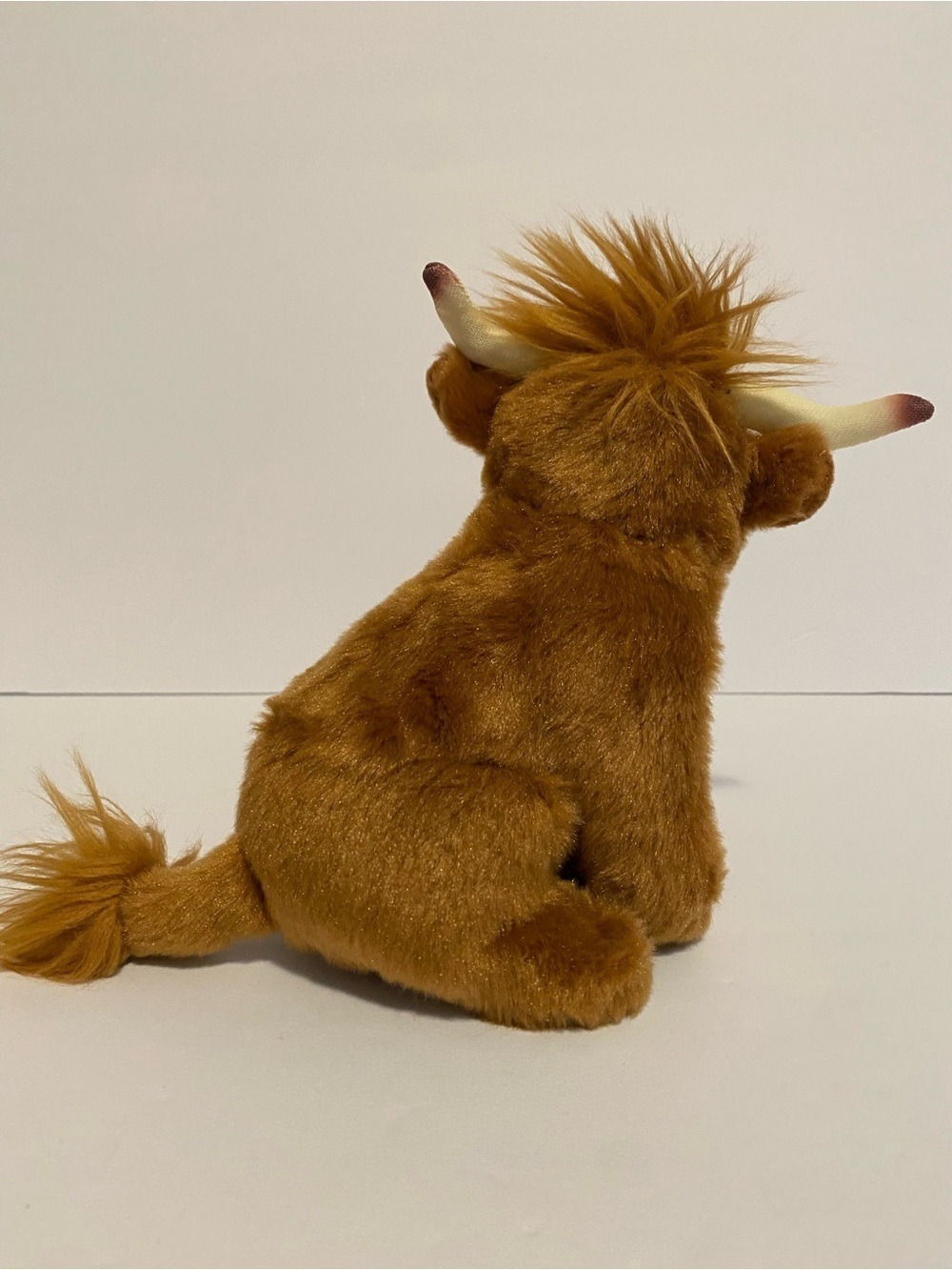 Living Nature Highland Cow Plush Small 7” Stuffed Animal Realistic UK Cuddle Toy - Picture 3 of 7